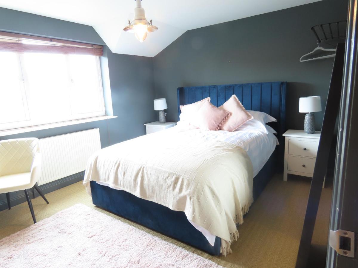 Entire Seaside Luxury Home With On Site Parking! Пул Екстериор снимка